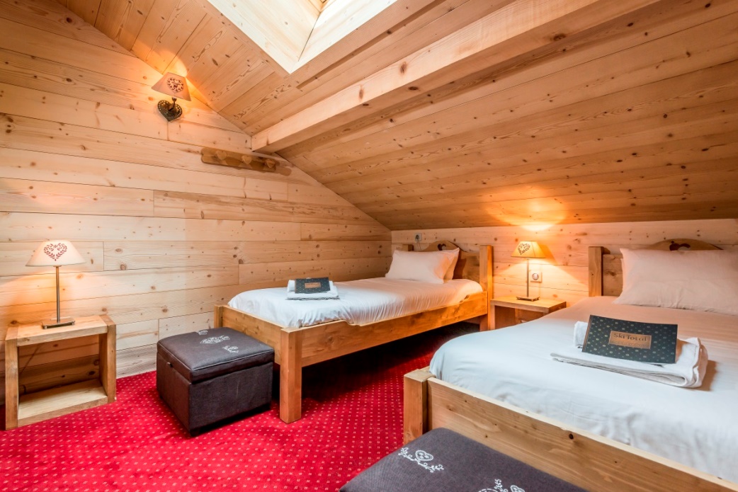 Furniture Village Annalise chalet annalise, alpe d'huez, france ski resort 2017/18 | ski total Furniture Village Annalise chalet annalise, alpe d'huez, france ski resort 2017/18 | ski total