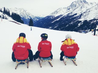 Ski total go Tobboganing! Ski total go Tobboganing!