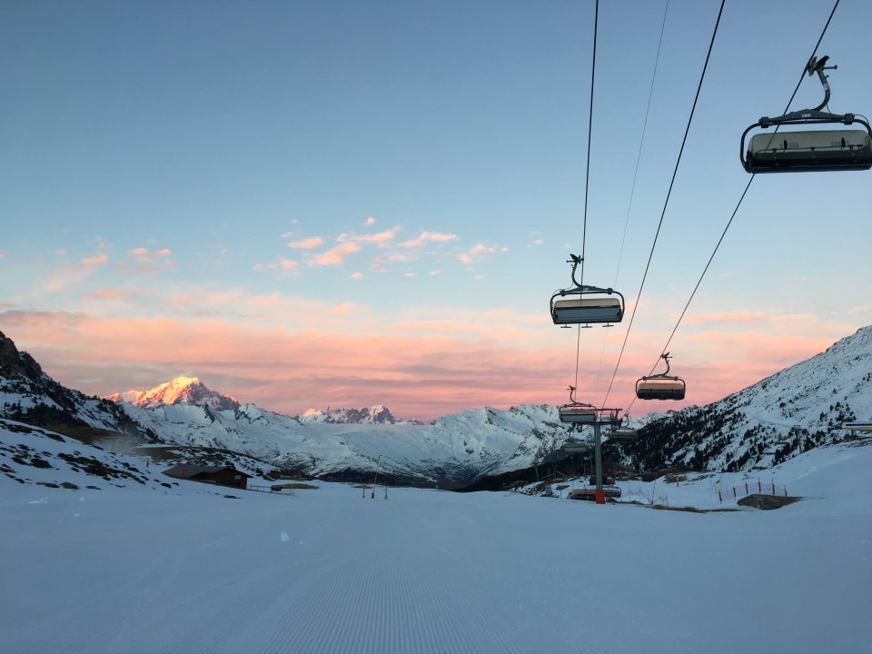 Ski Total | pink skies and perfect snow in Les Arcs